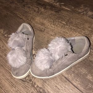 Sam Edelman Pom Pom Sneakers